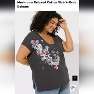 Torrid mushroom tee, relaxed fit, size 4, NWT